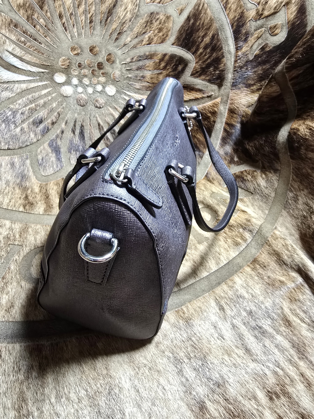 Used COACH SAFFIANO LEATHER MINI SATCHEL SILVER GUNMETAL - Picture 4 of 12
